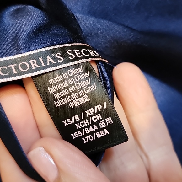 Victoria's Secret Robe Blue XS/S - Picture 8 of 9